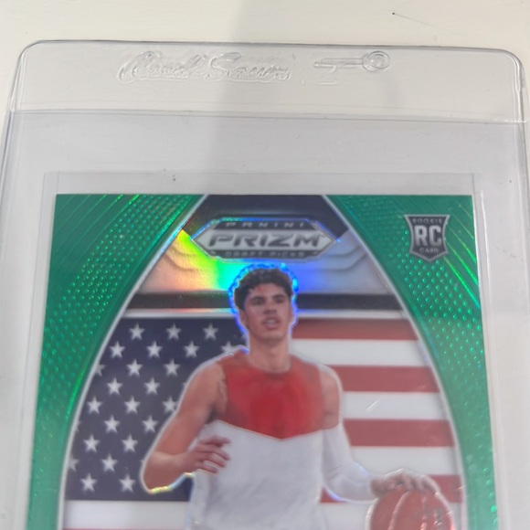 LaMelo Ball 2020 Panini Prizm Draft Picks Global Prospects Green Prizm RC #98 - Picture 4 of 8
